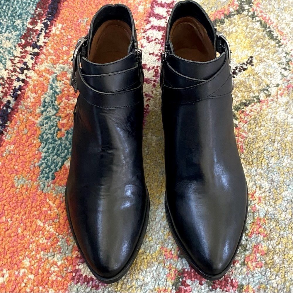 Frye Ray Western Black Leather Shootie Ankle Boots Buckle Boho Cowgirl Size 10 - Picture 3 of 9